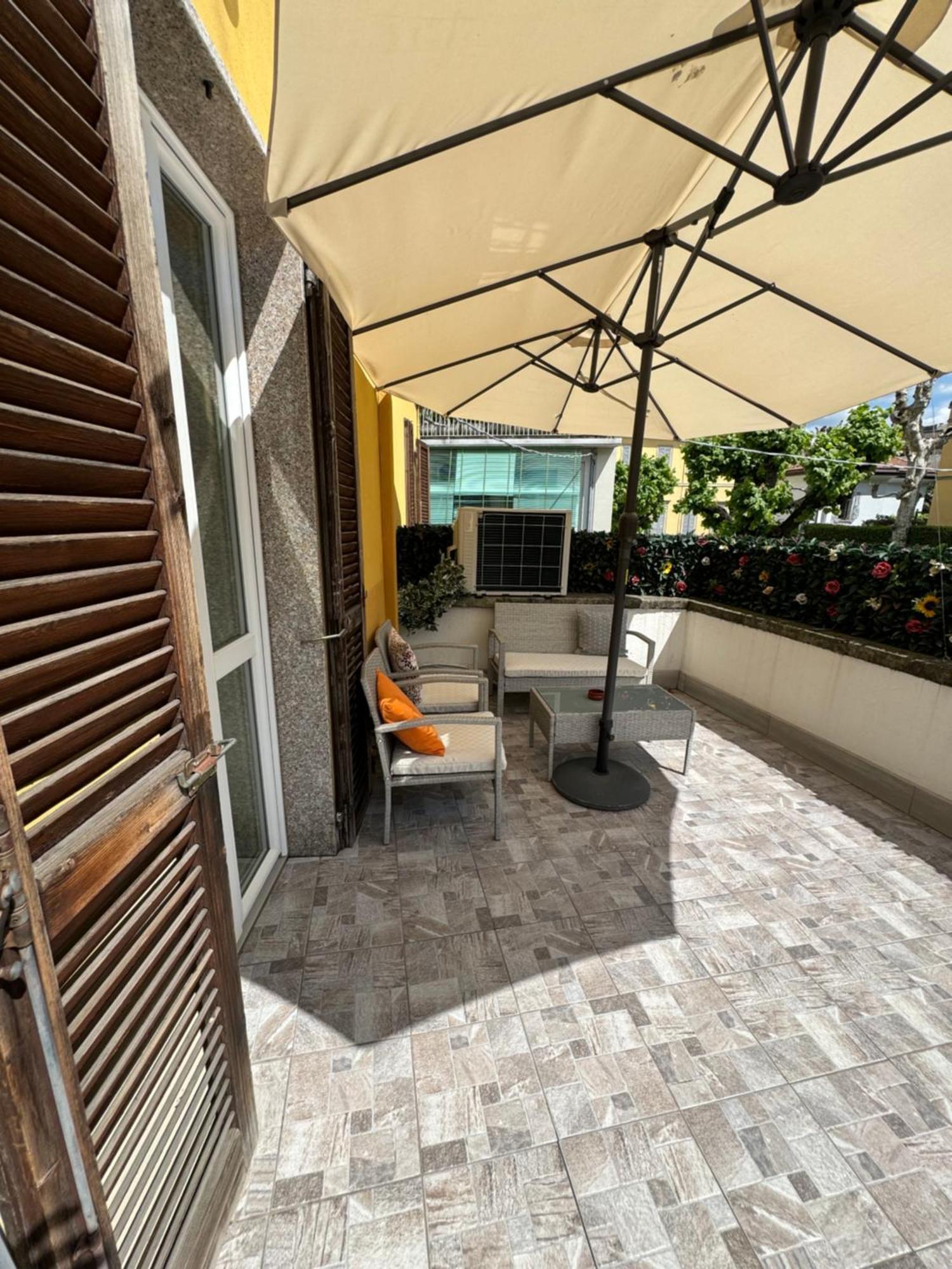 Casa L'Aquila Otel Como Dış mekan fotoğraf